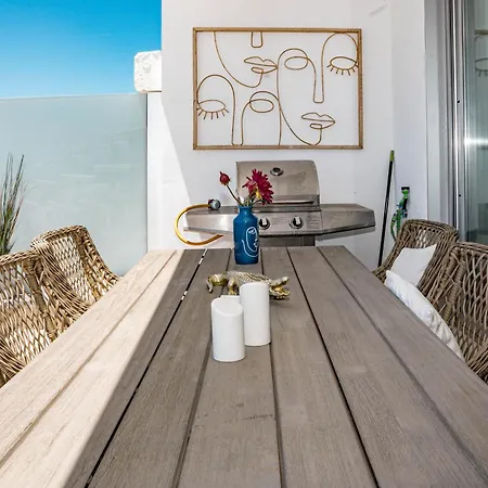 Apartment Ov21b - Bright And Modern 3 Bedroom