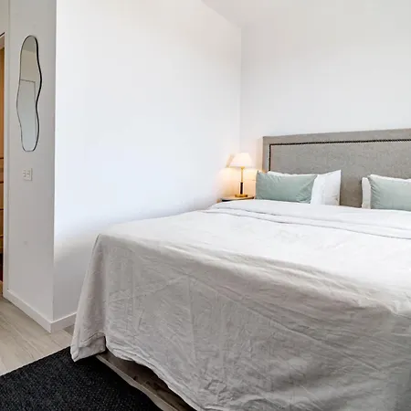 Ov21b - Bright And Modern 3 Bedroom Estepona