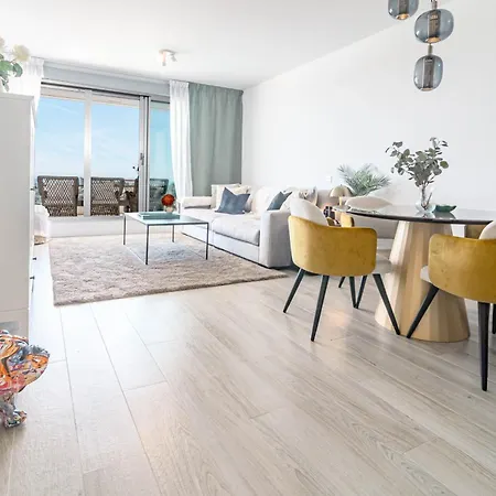 Ov21b - Bright And Modern 3 Bedroom Apartment Estepona