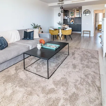 Apartment Ov21b - Bright And Modern 3 Bedroom